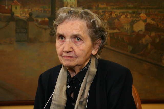Milena Freimanová, dcera legionáře Ladislava Preiningera, který byl za svou činnost v odbojové organizaci Obrana národa 1. října 1941 zastřelen.