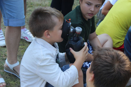 Děti si mohly vyzkoušet vybavení zdravotníků