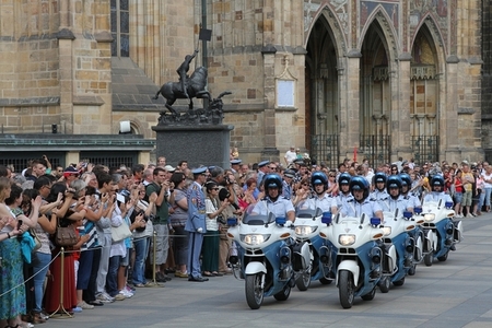 Hradní stráž  na motorkách (9)