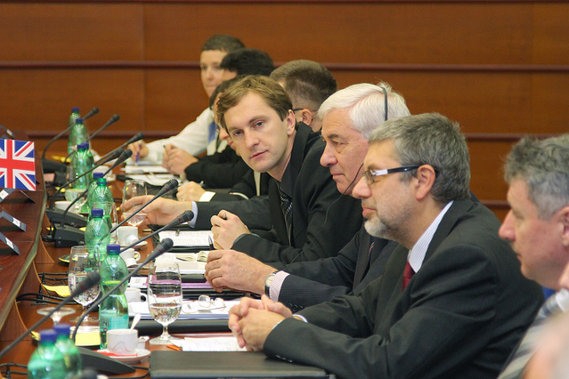 Diskutoval rovněž ředitel české pobočky Transparency International David Ondráčka