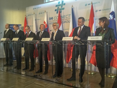 Tisková konference druhý den jednání
