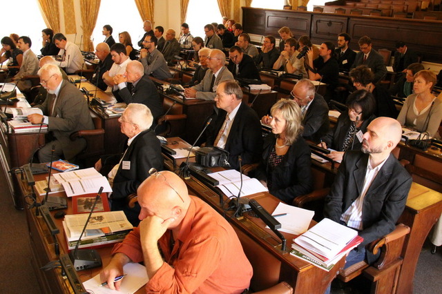 Dění na konferenci