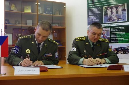 Technická dohoda zlepší spolupráci Vojenské policie ČR a SR