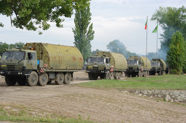 PMS (pontonové mostové soupravy) na tatrách T 815
