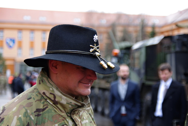 Důstojník 2. mechanizované brigády