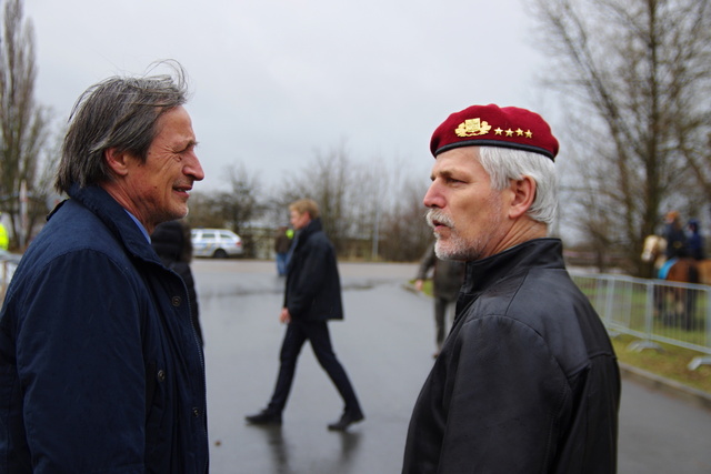 Do Ruzyně dorazil náčelník generálního štábu armádní generál Petr Pavel