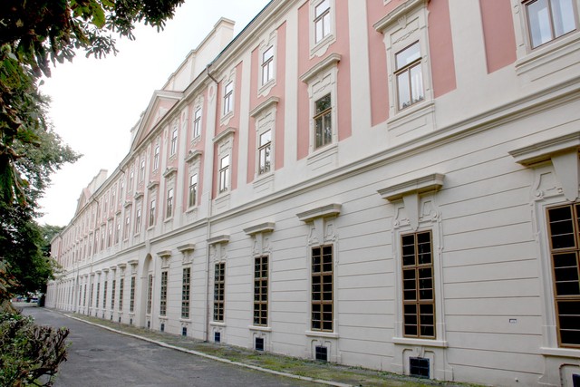  Budova invalidovny je od letošního roku v novém hávu