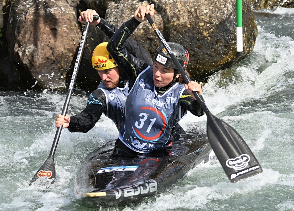 C2 mix Tereza Fišerová, Jakub Jáně