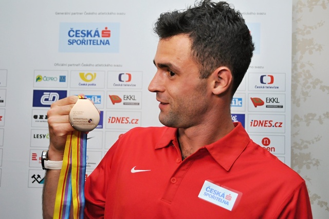 Jan Kudlička se svým letošním druhým bronzem.