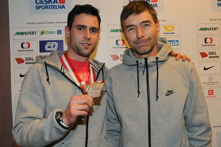 Jan Kudlička se svým trenérem Boleslavem Paterou