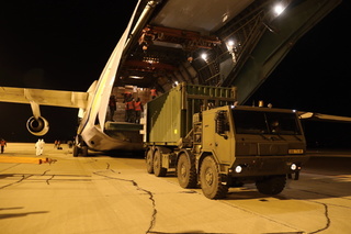 Jeden z vozů Tatra při zadní nakládce