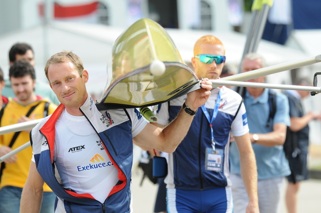 Jiří Kopáč a Miroslav Vraštil nastupují do finálového závodu.