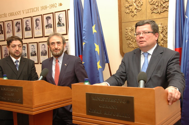 Z tiskové konference