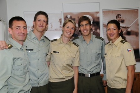 Capalini, Polívka, Grolichová, Svoboda a Dianová