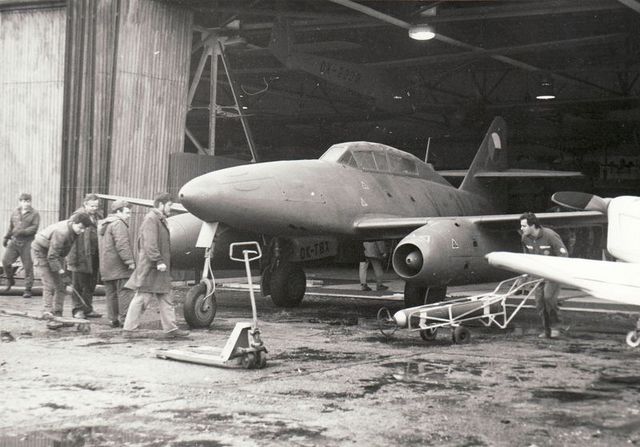 Reinstalace expozice v lednu 1988. 