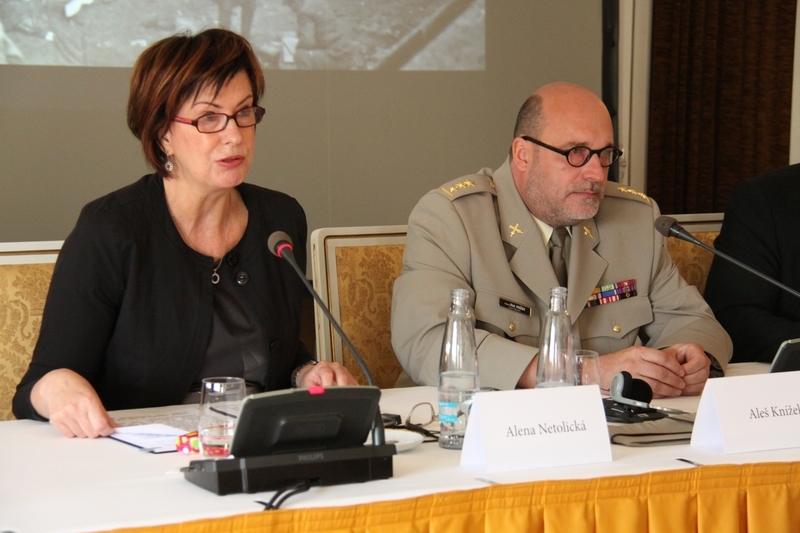 Náměstkyně Netolická zahájila závěrečnou část mezinárodní konference VHÚ k první světové válce