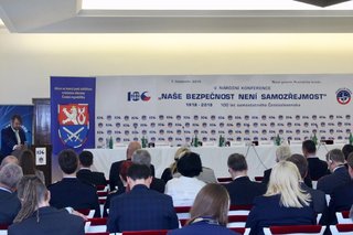 Ilustrační obrázek ke článkuVýdaje na obranu musí být prioritou státu, zaznělo na konferenci na Pražském hradě