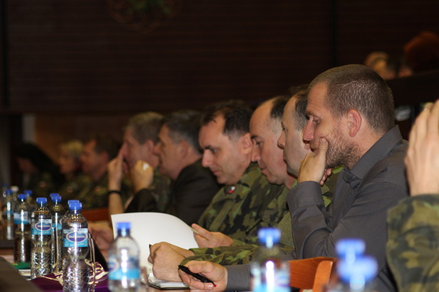 Konference se zúčastnili i civilní kolegové