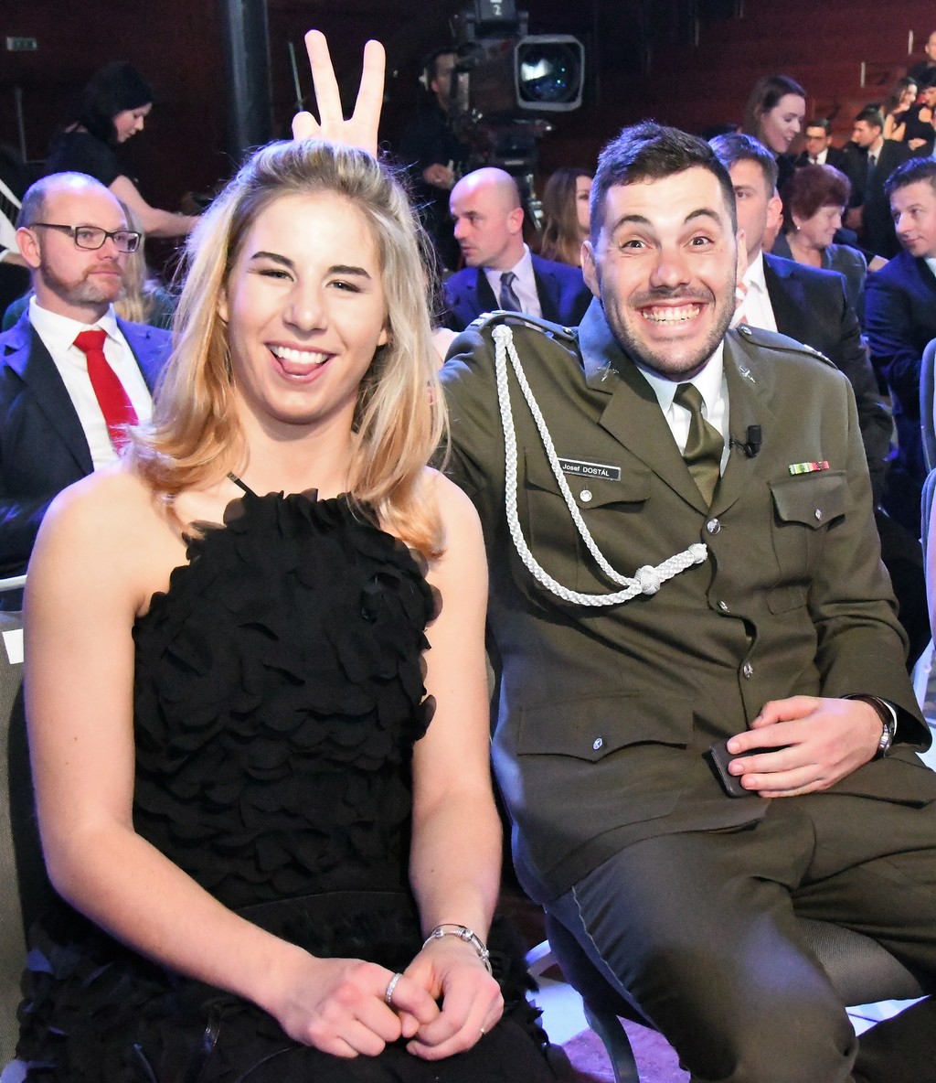 Ester Ledecká a Josef Dostál