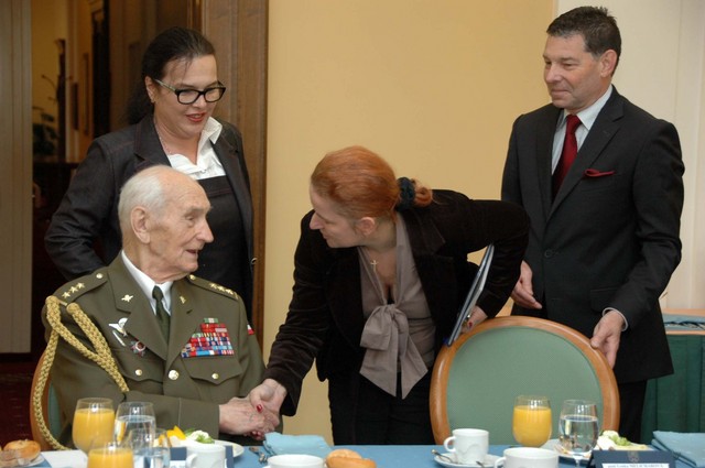Lenka Ptáčková Melicharová a plk. Antonín Bukový