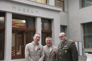 Martin Chlumský, Michal Burian a Aleš Knížek před zahájením programové konference ČOS 