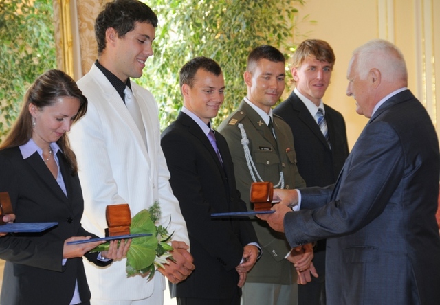 Medaili od prezidenta dostali i všichni kajakáři