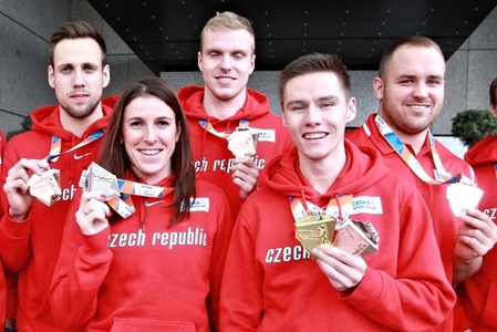 Medailové žně na HME: Maslák zlatý, Hejnová a Staněk stříbrní, štafeta bronzová 