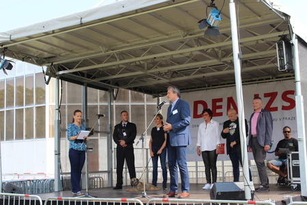 Ministr obrany Martin Stropnický pronesl na zahájení několik slov