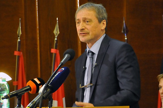Martin Stropnický při projevu na Velitelském shromáždění AČR