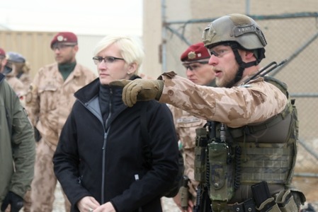 Ministryně obrany se seznamuje s operačními úkoly českých vojáků v Afghánistánu 