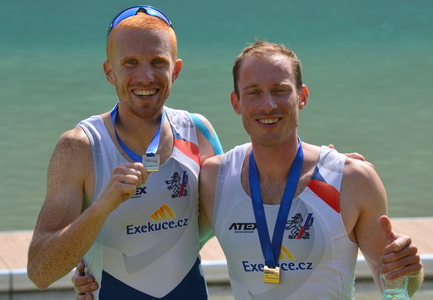 Veslaři a slalomáři vystoupali pro medaile na podium Světových pohárů