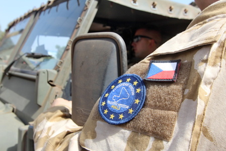 Vláda schválila působení Armády ČR v zahraničních misích