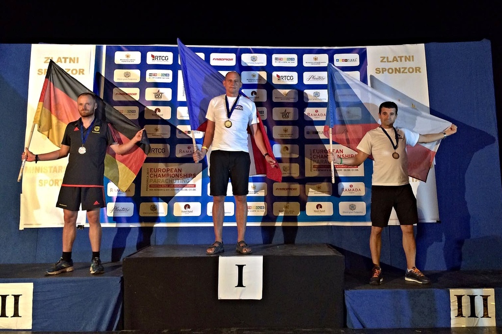 Mistr Evropy v kombinaci Jiří Gečnuk a bronzový Hynek Tábor