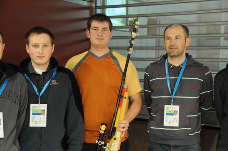 Mistři Evropy ve střelbě na běžící terč Nikl, Jonáš, Januš.