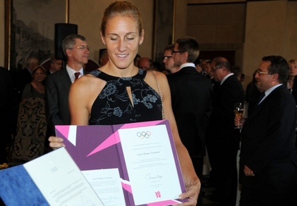 Mistryně světa skifařka Mirka Knapková s českou olympijskou přihláškou