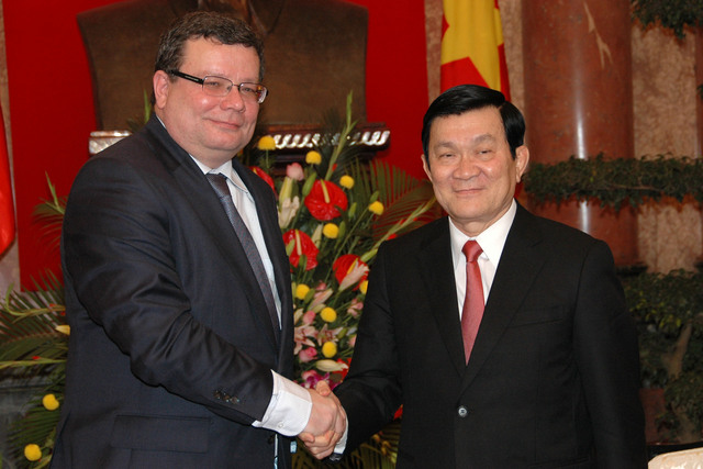 MO ČR a prezident Vietnamu