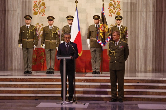 Ministr obrany Martin Stropnický při proslovu