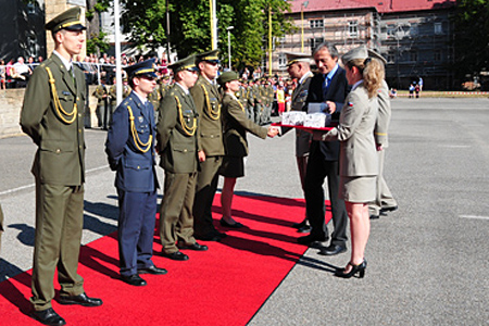 Univerzita obrany slavnostně vyřadila dvě stovky letošních absolventů