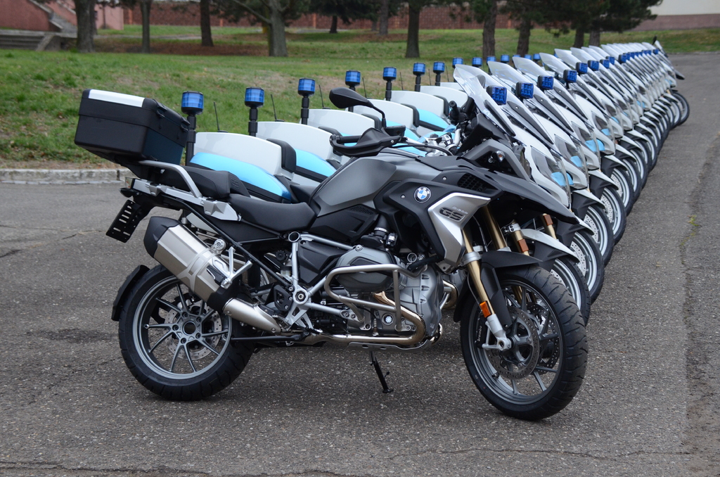 Motocyklů bude předáno celkem 38 kusů