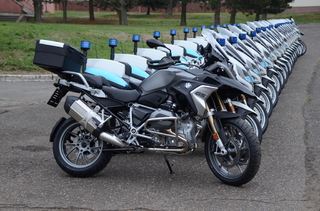 Motocyklů bude předáno celkem 38 kusů