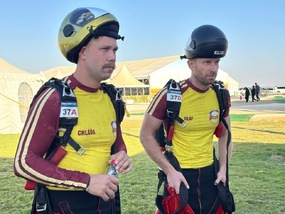 Parašutisté Dukly vezou z armádního mistrovství světa v Kataru pět medailí