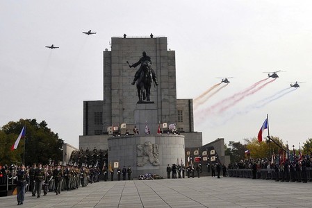 Oslavy 98. výročí samostatného státu Čechů a Slováků začaly dopoledne na Vítkově