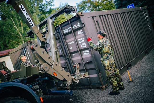 Nakládání uloženého materiálu