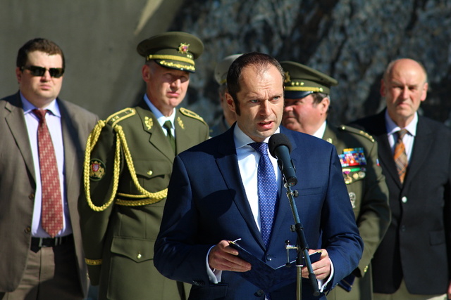 Náměstek Beran při proslovu