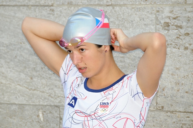 Natálie Dianová ve finále dokončila pouze plavání