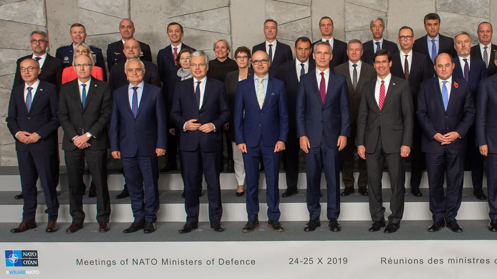 Ministři obrany NATO jednali v Bruselu