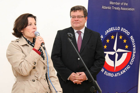 Představitelé ministerstev obrany České republiky a Švédska jednali o dalším pronájmu gripenů