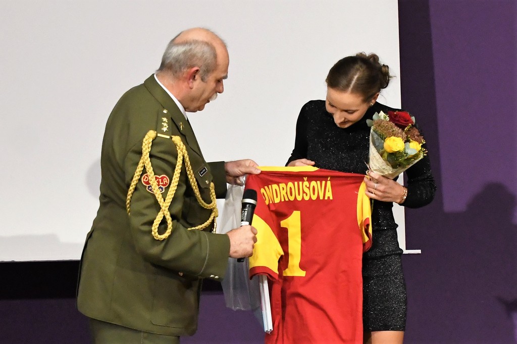 Novou sportovkyní Dukly je tenistka Vondroušová