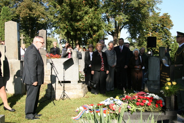Pietnímu aktu byl přítomen senátor Parlamentu ČR Jiří Oberfalzer