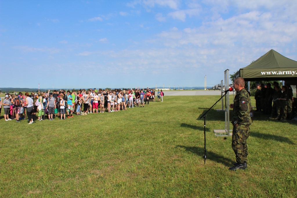 Přivítání na základně plukovníkem Miroslavem Svobodou